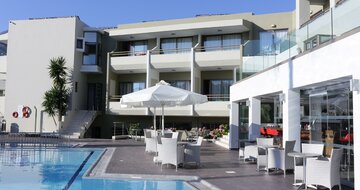 Hotel Bali Star - bazén - letecký zájazd CK Turancar - Kréta, Bali