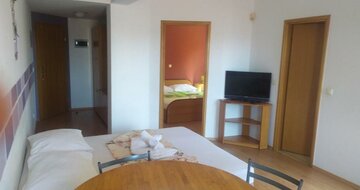Villa Toni - autobusový zájazd CK Turancar - Chorvátsko, Sveti Filip i Jakov
