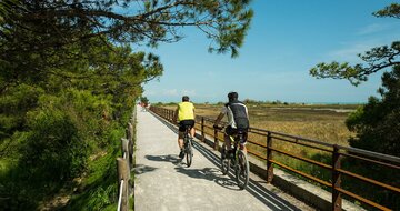 Bibione na jadranskom pobreží severného Talianska - dovolenkový raj pre rodiny s deťmi a cyklistov