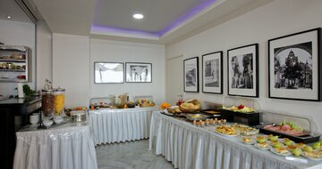 Hotel Archipelagos Residence - bufetové stoly - letecký zájazd CK Turancar - Kréta, Rethymno