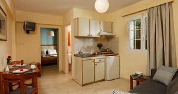 Hotel Dimitra - príklad ubytovania - letecký zájazd CK Turancar - Kréta, Kokkini Hani