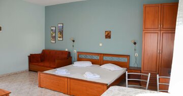 Apartmánový dom Vergina-Thasos-Skala Potamias-autobusový zájazd CK TURANCAR-izba