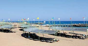 Delphin Be Grand Resort - pláž - letecký zájazd CK Turancar - Turecko, Lara