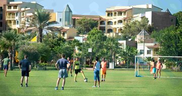 Limak Arcadia Resort - futbalové ihrisko - letecký zájazd CK Turancar - Turecko, Belek 