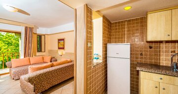 Vonresort Golden Beach - rodinná suita - letecký zájazd CK Turancar - Turecko, Colakli