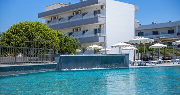 Hotel Tsampika - bazén - letecký zájazd CK Turancar (Rodos, Faliraki)