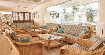 DWO Les Palmeres - bar - letecký zájazd CK Turancar - Španielsko, Calella