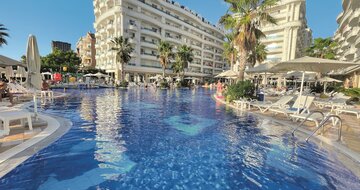 Hotel Fafa Aqua Resort - bazén - letecký zájazd CK Turancar - Albánsko, Durres