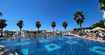 Fafa Aqua Blue – bazén – letecký zájazd CK Turancar – Albánsko, Durrës