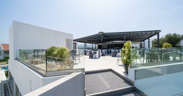 K.Illios Resort - terasa - letecky zájazd CK Turancar - Tigaki, Kos