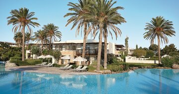 Grecotel Lux Me Kos - pohľad na hotel a bazén - letecky zájazd CK Turancar - Psalidi, Kos