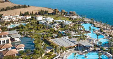 Grecotel Lux Me Kos - pohľad na hotel a bazény - letecky zájazd CK Turancar - Psalidi, Kos