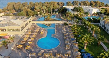  E-Geo Easy Living resort - letecký pohľad na bazén - letecky zájazd CK TURANCAR - Kos Marmari