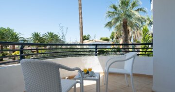 Aparthotel Alcudia Beach - balkón - letecký zájazd CK Turancar - Malorka, Alcudia