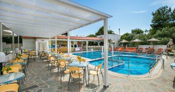 Aparthotel Sirines Thasos-Potos-exteriér-bazén-zájazd CK TURANCAR