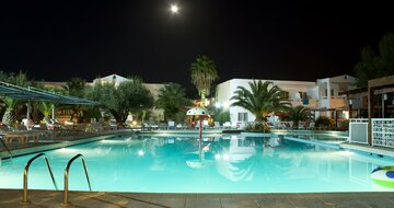 Hotel Golden Odyssey - bazén - letecký zájazd CK Turancar (Rodos, Kolymbia)