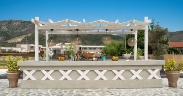 Hotel Alea - Skala Prinos - Thasos - letecký zájazd CK TURANCAR - beach bar