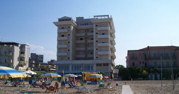 Hotel Imperial Beach light all inclusive, Rimini Marina centro, dovolenka v Taliansku CK TURANCAR