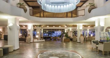 Coral Beach Hotel Resort - lobby - letecký zájazd CK Turancar - Cyprus, Coral Bay