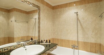Hotel Mitsis Petit Palais - kúpeľňa - letecký zájazd CK Turancar (Rodos, Rodos)