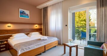 hotel Plaža - izba classic - autobusový zájazd CK Turancar - Chorvátsko, Omiš