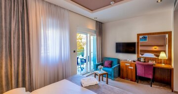 hotel Plaža - izba classic - autobusový zájazd CK Turancar - Chorvátsko, Omiš