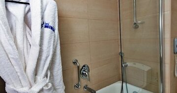 Minos Hotel - izba deluxe - letecký zájazd CK Turancar - Kréta, Rethymno