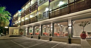 Minos Hotel - exteriér - letecký zájazd CK Turancar - Kréta, Rethymno