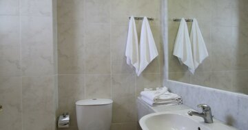 Hotel Tigaki - kúpelňa - letecky zájazd CK TURANCAR Kos Tigaki