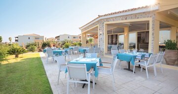 Grand Blue Beach  - pool bar - letecky zájazd CK Turancar - Kardamena, Kos