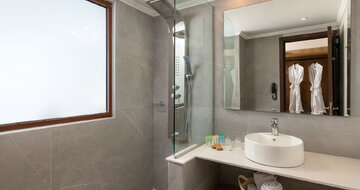Hotel Costa Lindia beach - kúpelňa - letecký zájazd CK Turancar (Rodos, Lardos)
