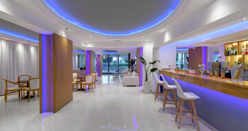 Hotel Oceanis Park - lobby bar - letecký zájazd CK Turancar - Ixia, Rodos