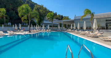 Hotel Oceanis Park - bazén - letecký zájazd CK Turancar - Ixia, Rodos