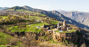 CK Turancar, Letecký poznávací zájazd, Arménska cesta storočiami, Tatev