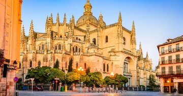 CK Turancar, Letecký poznávací zájazd, Katalánsko a poklady UNESCO,Segovia