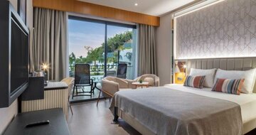 Mylome Luxury Hotel & Spa - izba s priamym vstupom do bazéna - letecký zájazd CK Turancar - Turecko, Okurcalar
