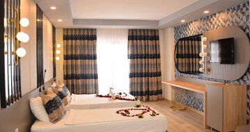 Eftalia Aqua Resort - izba - letecký zájazd CK Turancar - Turecko, Türkler