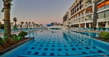 Diamond De Luxe Hotel & Spa - hotel - letecký zájazd CK Turancar - Turecko, Gundogdu