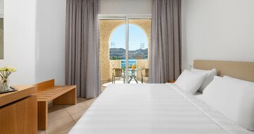 Hotel Lindos Royal Resort - dvojlôžková izba s výhľadom na more - letecký zájazd CK Turancar (Rodos, Vlycha-Lindos)