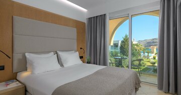 Hotel Lindos Royal Resort - suita s výhľadom do záhrady - letecký zájazd CK Turancar (Rodos, Vlycha-Lindos)