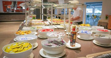 Hotel Mimose Beach Village - reštaurácia - letecký zájazd CK Turancar - Sardínia, Badesi