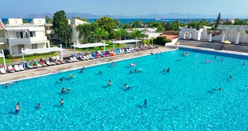 Hotel Kipriotis Village Resort - hotelový rezort a bazén - letecky zájazd CK TURANCAR (Kos - Psalidi)