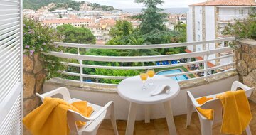 Hotel Neptuno Tossa  - balkón - letecký zájazd CK Turancar - Španielsko, Tossa de Mar