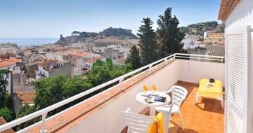 Hotel Neptuno Tossa  - balkón - letecký zájazd CK Turancar - Španielsko, Tossa de Mar