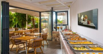 Senses Blue Boutique Hotel - bufetové stoly - letecký zájazd CK Turancar - Kréta, Hersonissos