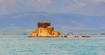 Letecký poznávací zájazd CK Turancar, Veľká cesta Gréckom za pokladmi tisícročí, Nafplio