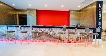 Granada Luxury Red- lobby bar - letecký zájazd CK Turancar - Turecko, Avsallar