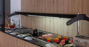 Azure Mare Hotel - bufetové stoly - letecký zájazd CK Turancar - Kréta, Hersonissos