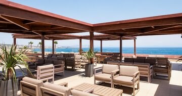 Hotel Kresten Royal Euphoria - bar s terasou - letecký zájazd CK Turancar (Rodos, Kallithea)