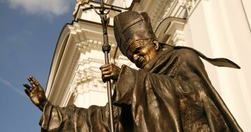 CK Turancar, autobusový poznávací zájazd, Poľsko, Wadovice - socha Jána Pavla II. 
